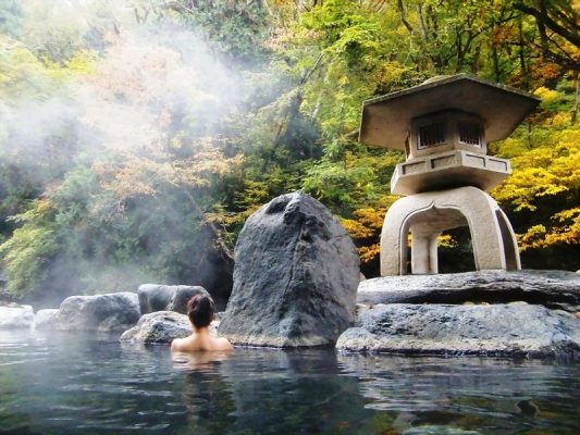 Review tắm Onsen Núi Thần Tài Đà Nẵng đúng chuẩn Nhật Bản