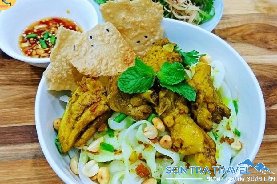 Mì Quảng bà Bích - Món ăn khuya hấp dẫn nhất Đà Nẵng
