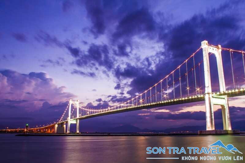 Cầu Thuận Phước là một trong những công trình tiêu biểu của Đà Nẵng