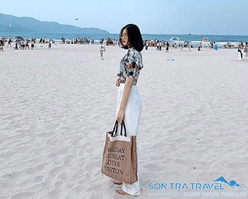 Bãi Biển Non Nước Đà Nẵng | Vẻ đẹp hoang sơ bên chân Ngũ Hành Sơn Đi dạo trên bãi cát mịn và ngắm cảnh biển