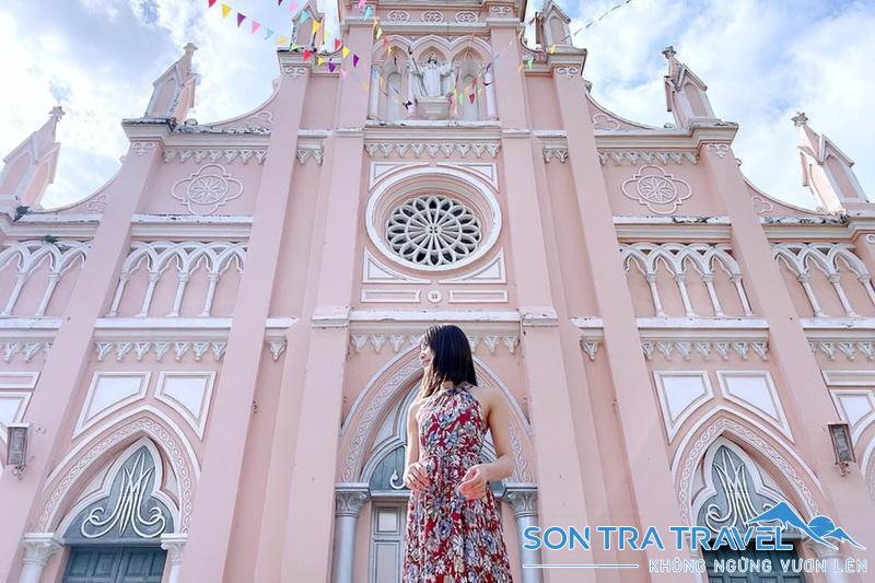 Nét đẹp kiến trúc của nhà thờ chính tòa Đà Nẵng