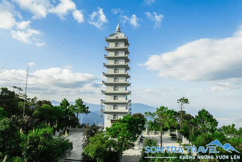Tháp Nghinh Phong tại Bà Nà