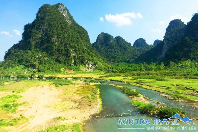 Vườn quốc gia Vũ Quang điểm du lịch sinh thái hấp dẫn