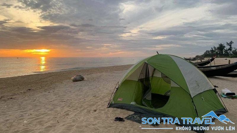 Cắm trại bên biển sẽ mang lại cho bạn nhiều trải nghiệm đáng nhớ