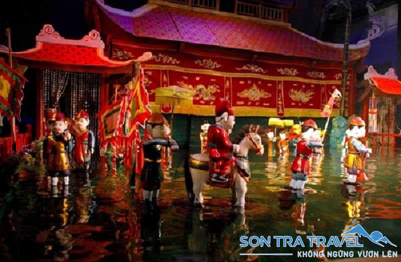 Kết hợp thăm quan nhà hát múa rối nước ở gần Chợ đêm Phú Quốc