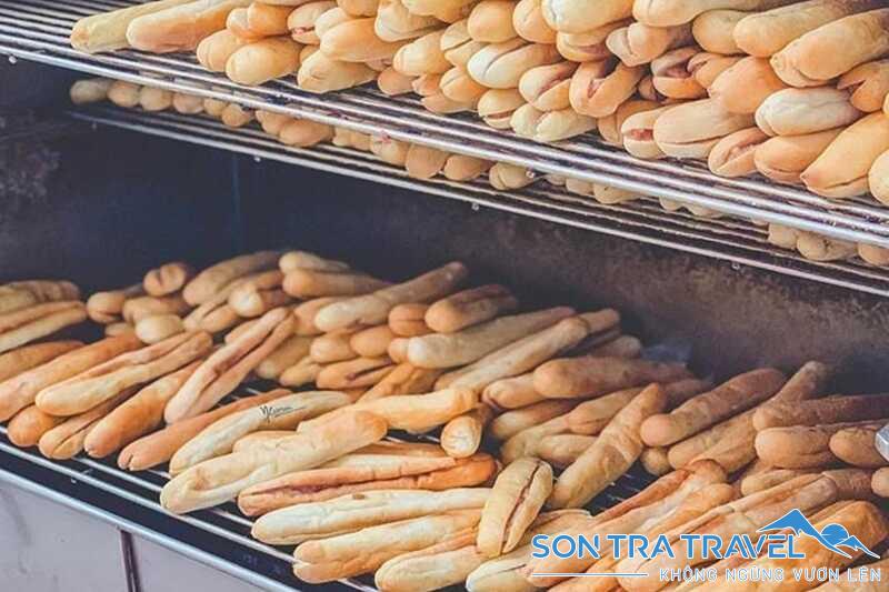 Bánh mì que Đà Nẵng
