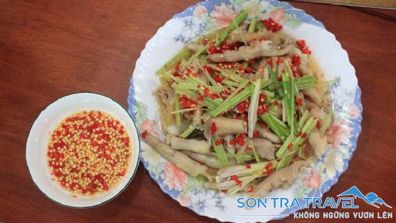 Chân gà sả tắc Đà Nẵng – Món ăn vặt hấp dẫn của giới trẻ